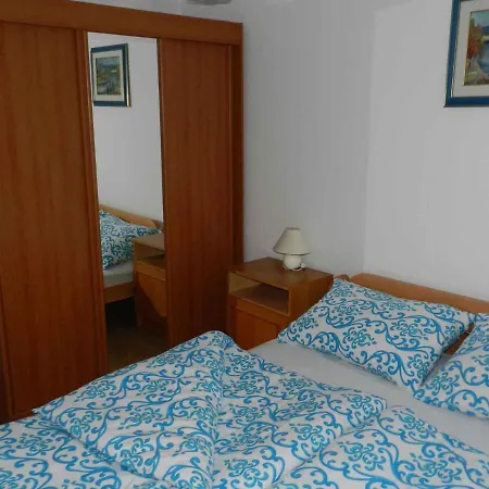 Two-bedroom In Malinska I Sveti Vid-Miholjice