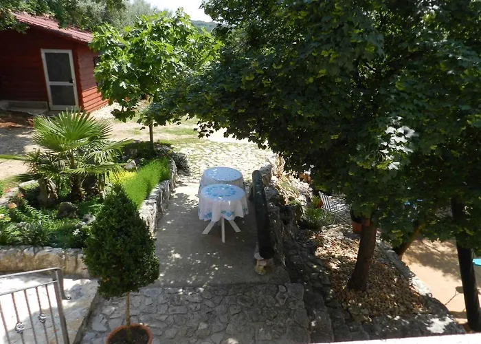 Two-bedroom In I *
